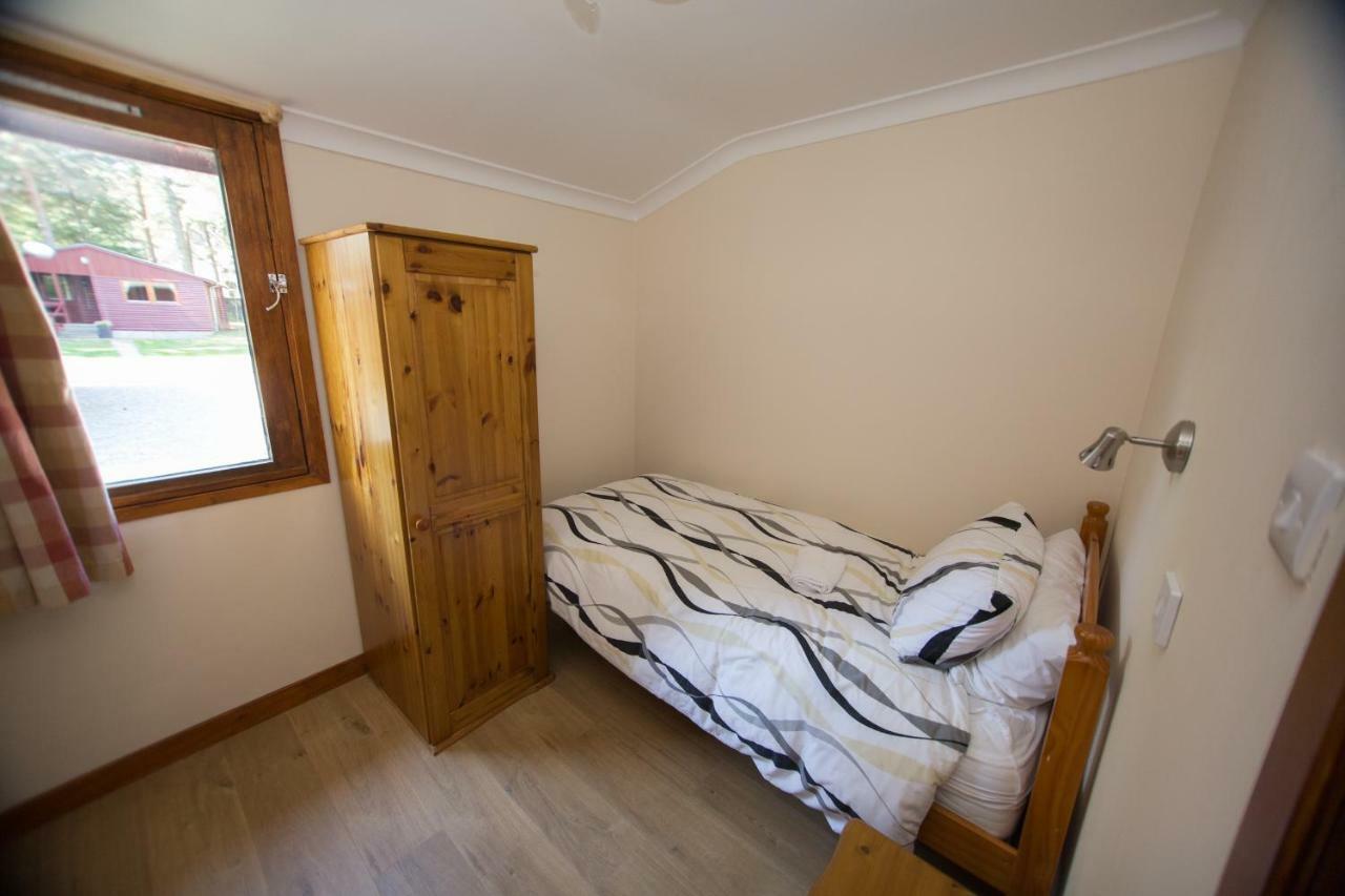 Invercauld Lodges Ballater Ngoại thất bức ảnh