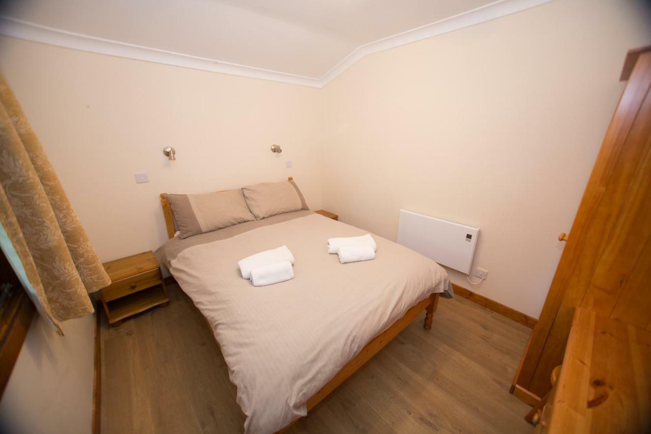 Invercauld Lodges Ballater Ngoại thất bức ảnh