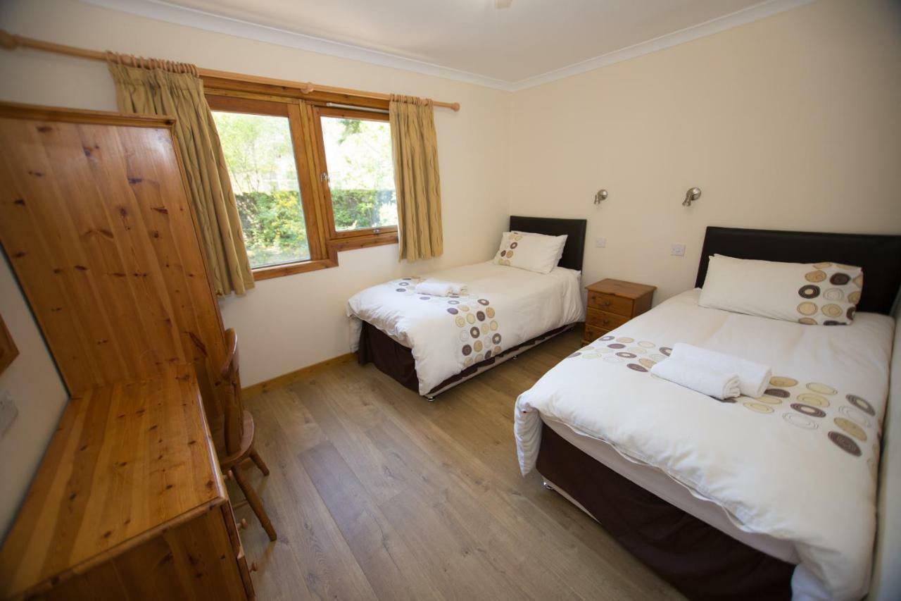 Invercauld Lodges Ballater Ngoại thất bức ảnh