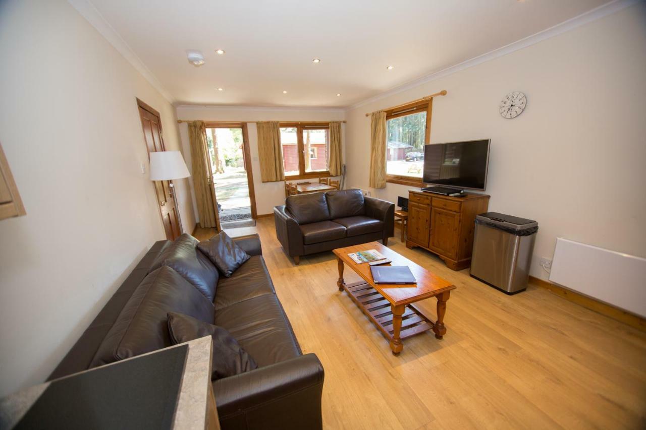 Invercauld Lodges Ballater Ngoại thất bức ảnh