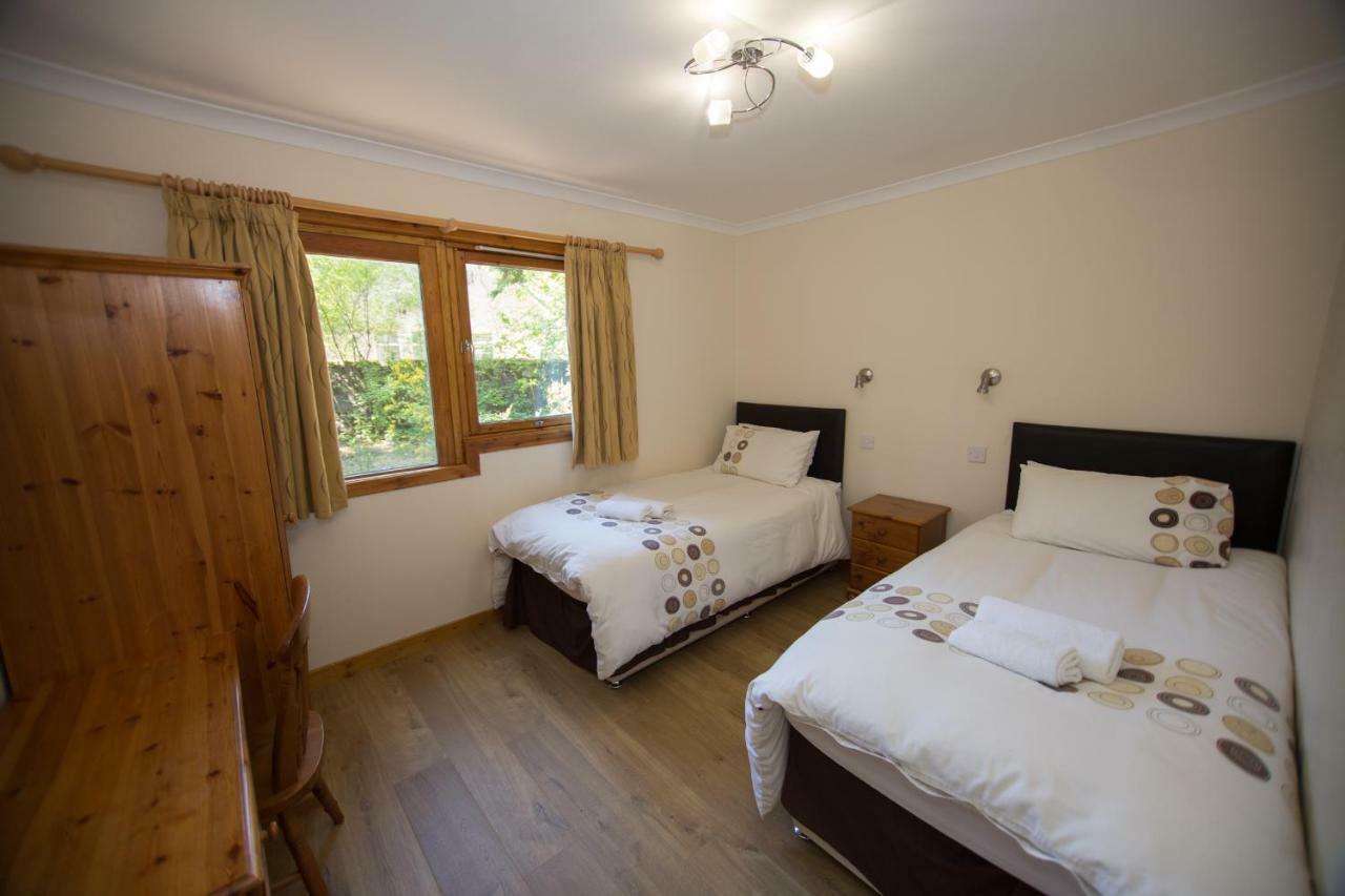 Invercauld Lodges Ballater Ngoại thất bức ảnh