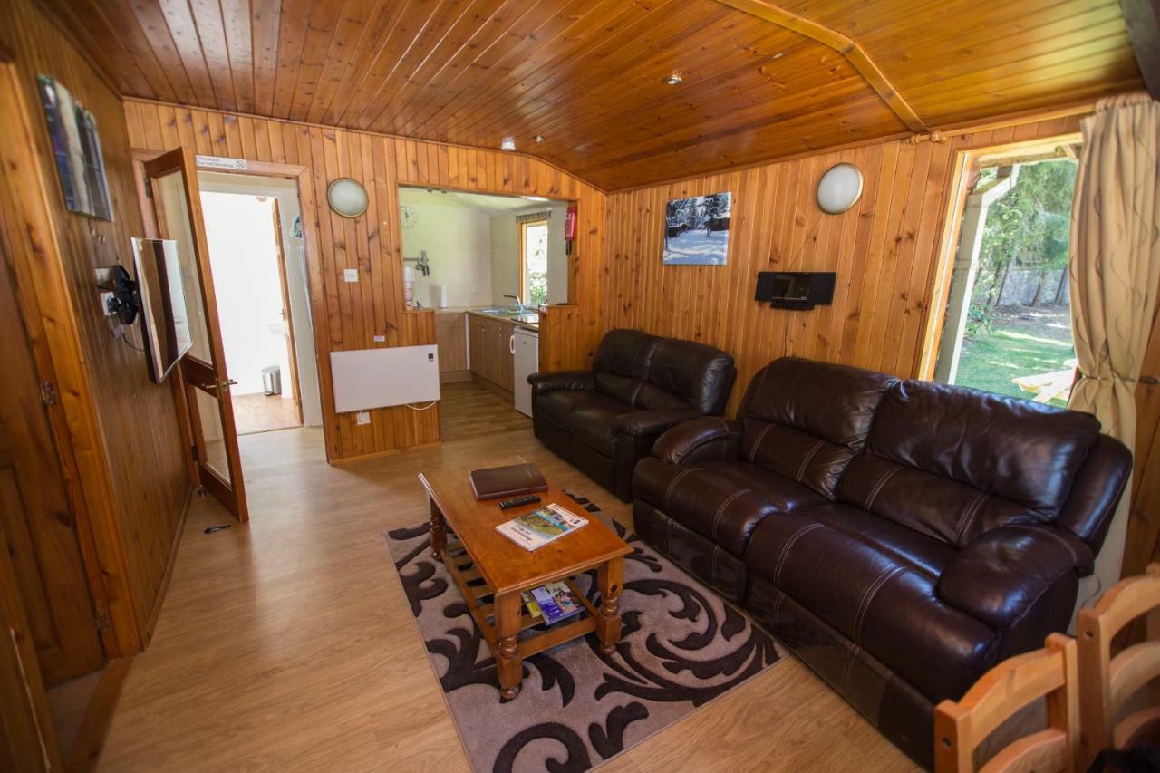 Invercauld Lodges Ballater Ngoại thất bức ảnh
