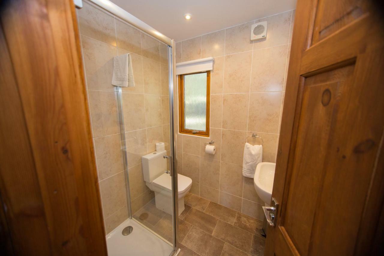 Invercauld Lodges Ballater Ngoại thất bức ảnh